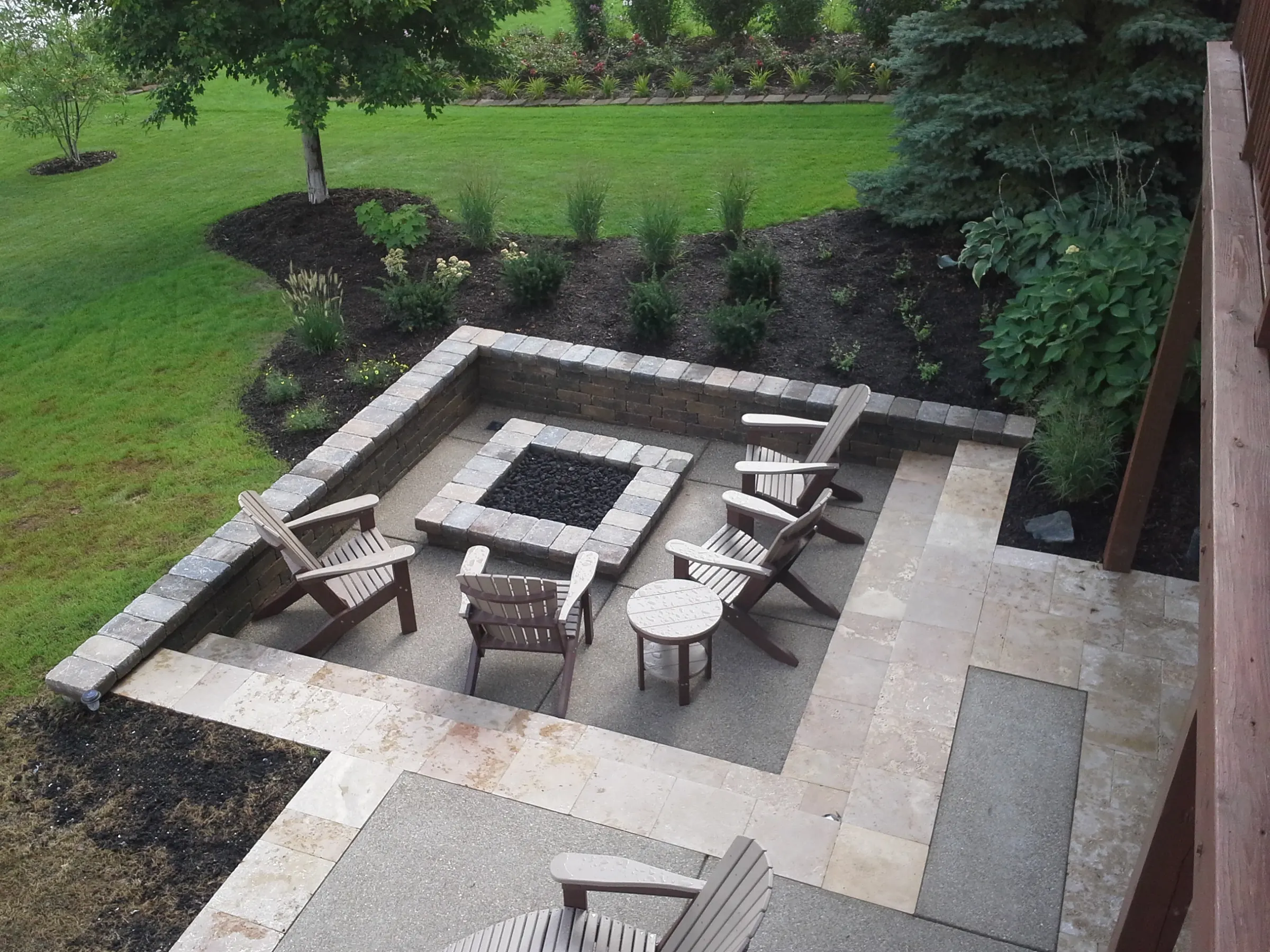 Modern patio sunken fire pit.